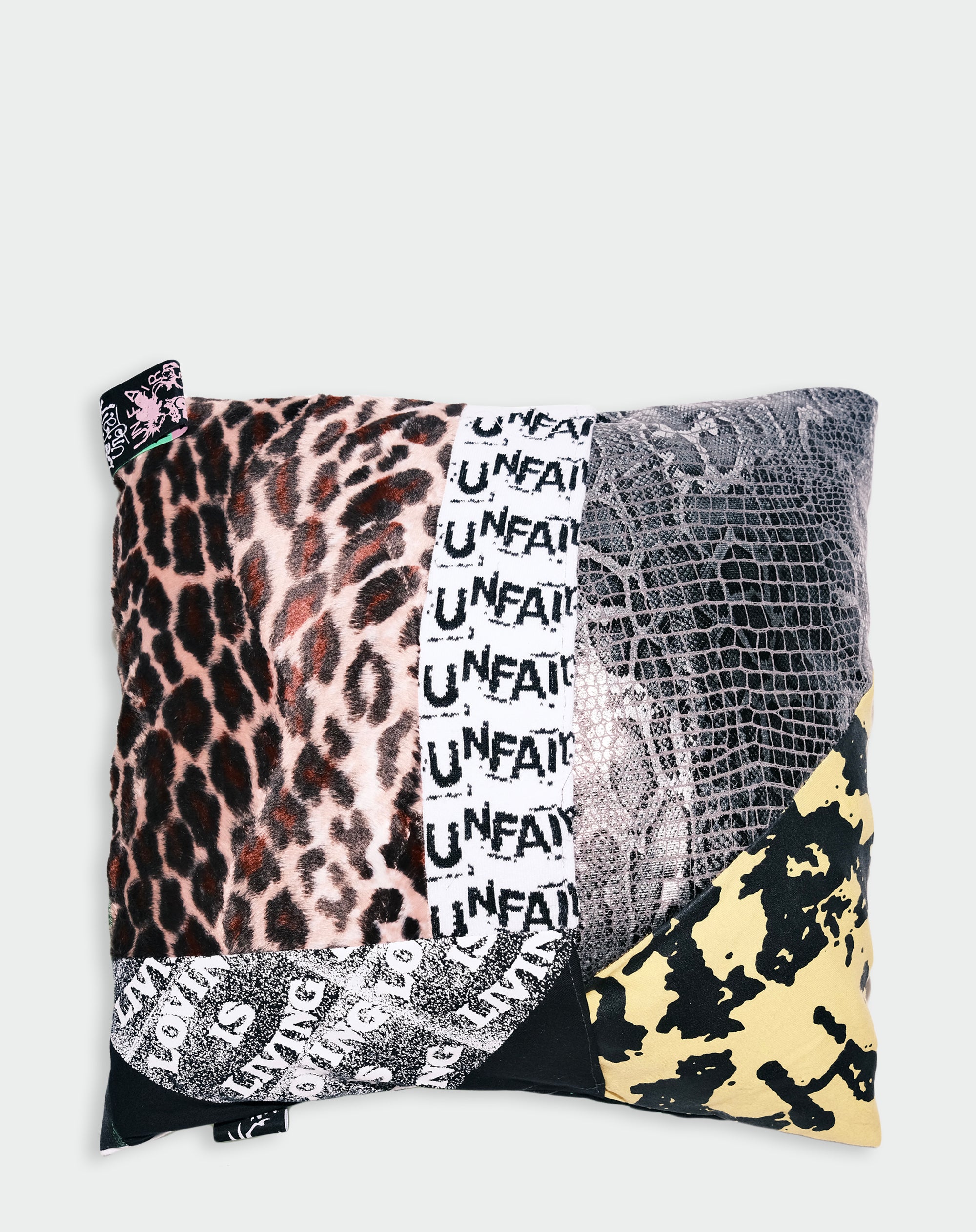 Amazon.com: ZCRHPPQZ Mariah The Scientist Scorpion Merch