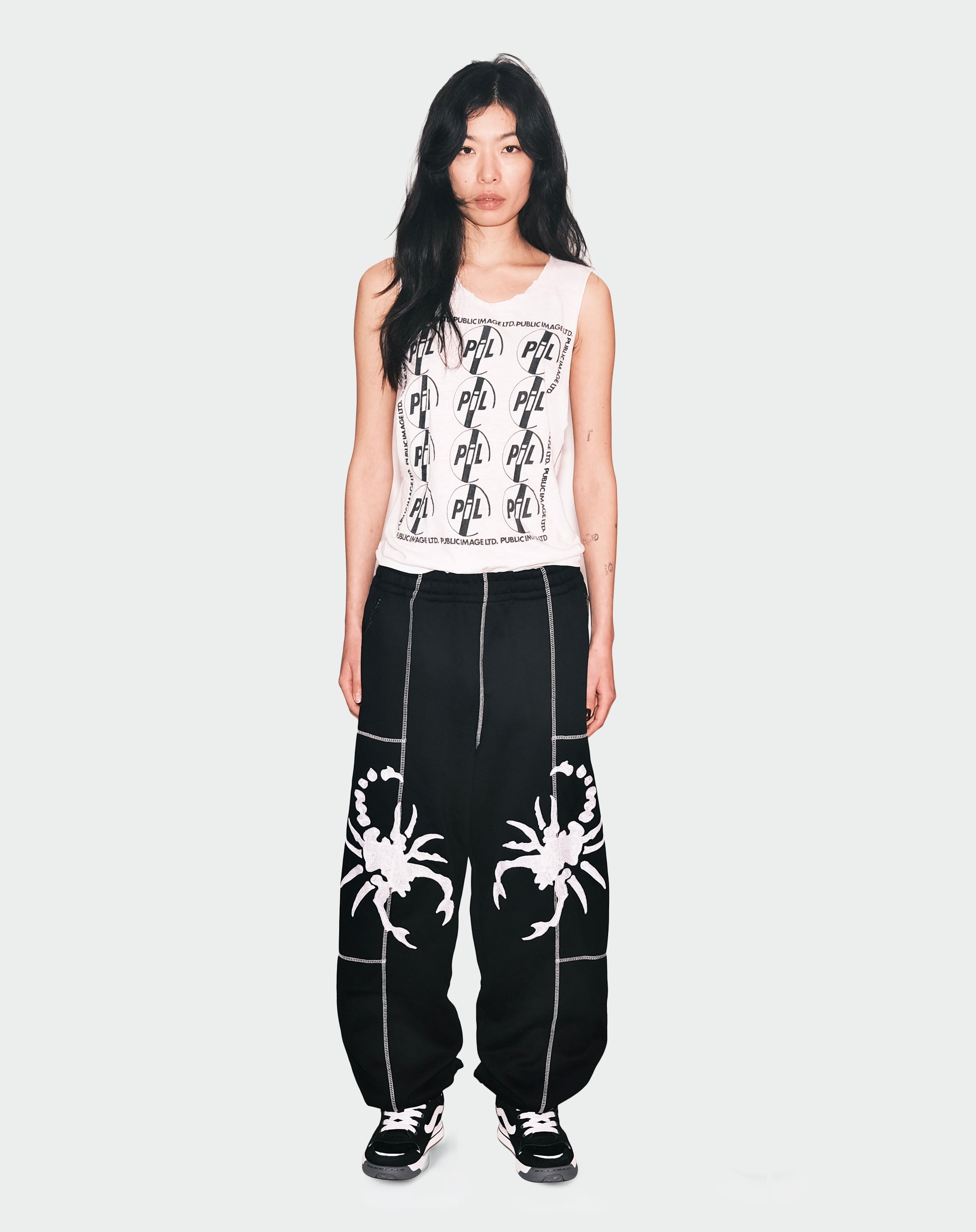 Double Scorp Sweatpants (Black)